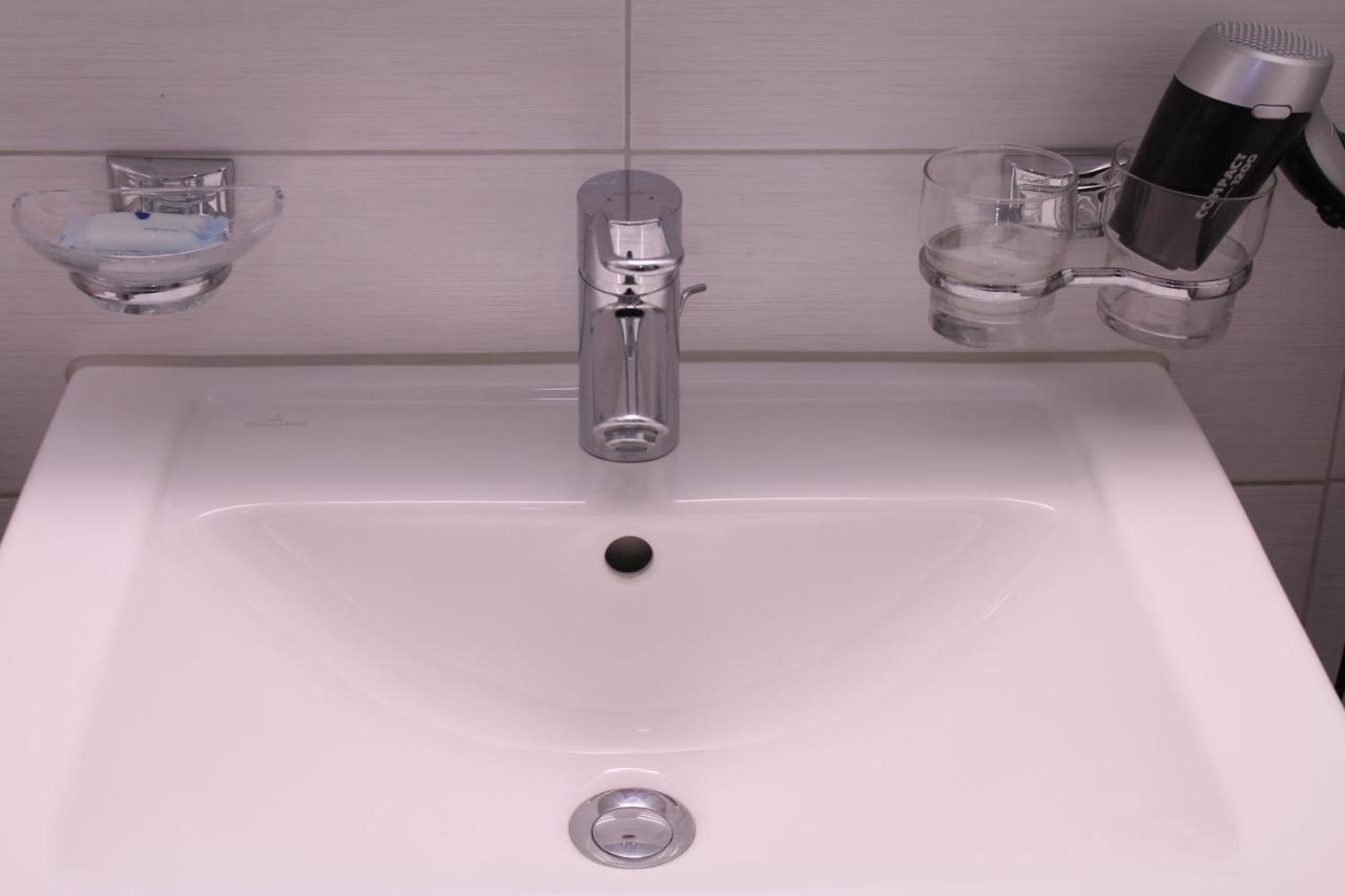 Hotel Adler Schupfheim エクステリア 写真
