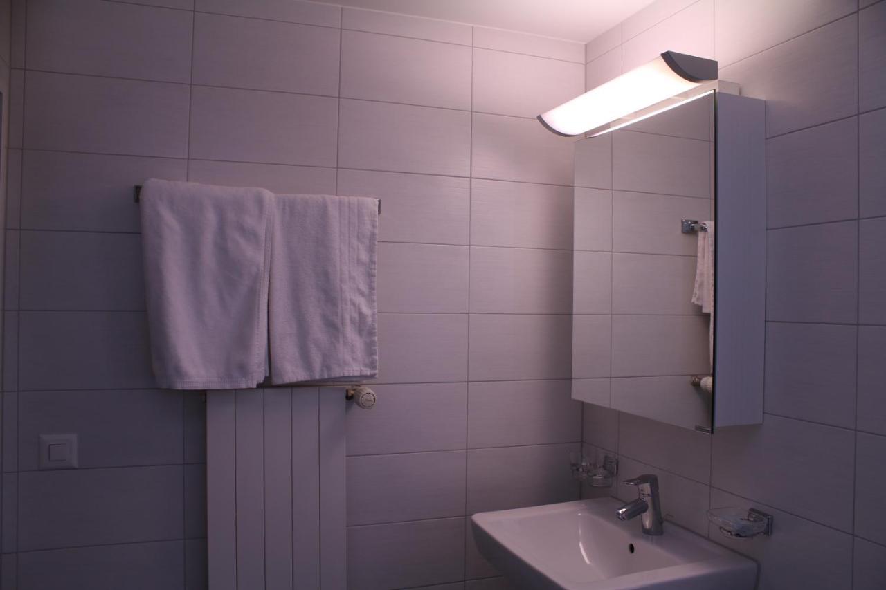 Hotel Adler Schupfheim エクステリア 写真