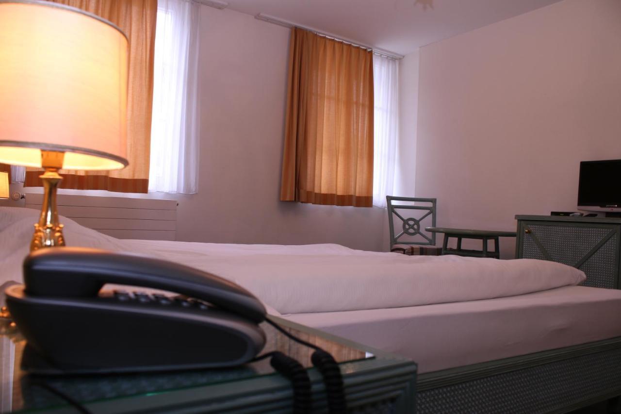 Hotel Adler Schupfheim エクステリア 写真