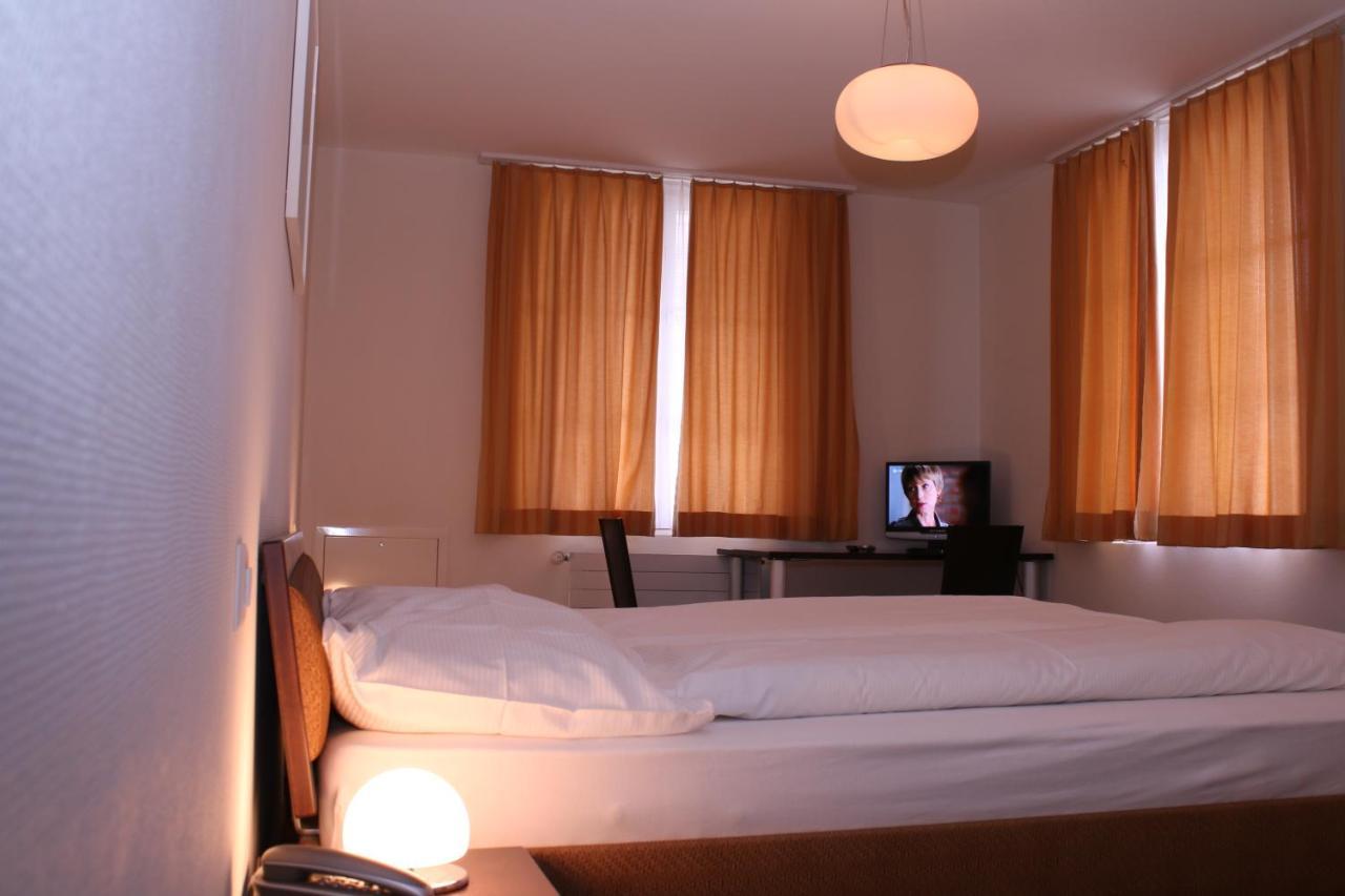 Hotel Adler Schupfheim エクステリア 写真