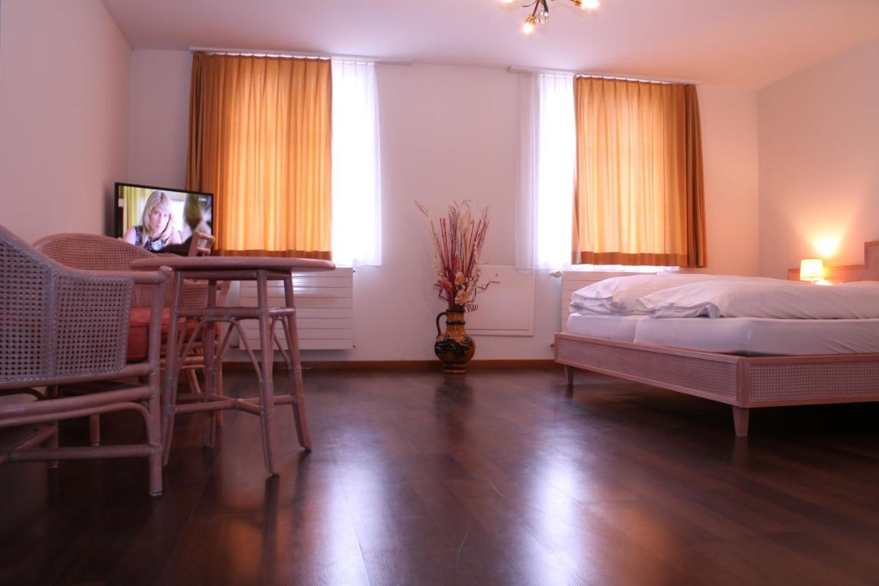 Hotel Adler Schupfheim エクステリア 写真