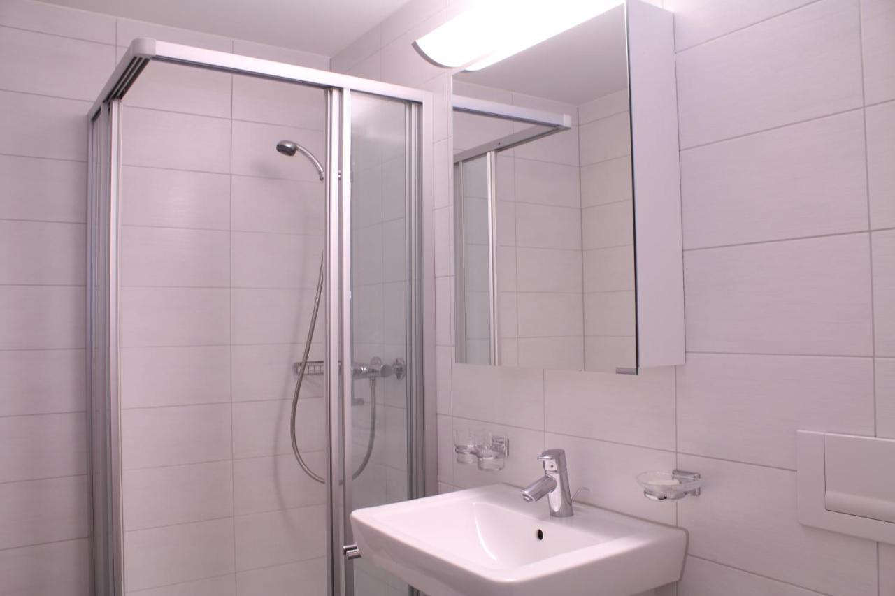 Hotel Adler Schupfheim エクステリア 写真
