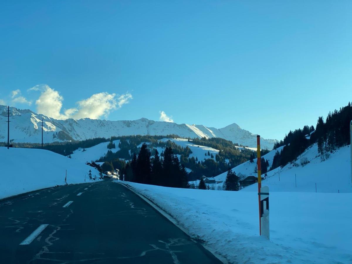 Hotel Adler Schupfheim エクステリア 写真