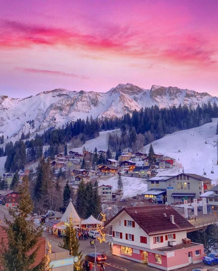 Hotel Adler Schupfheim エクステリア 写真